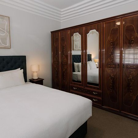 Apartments On Morrow Вага Вага Екстериор снимка